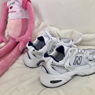 Giày sneaker nam nữ