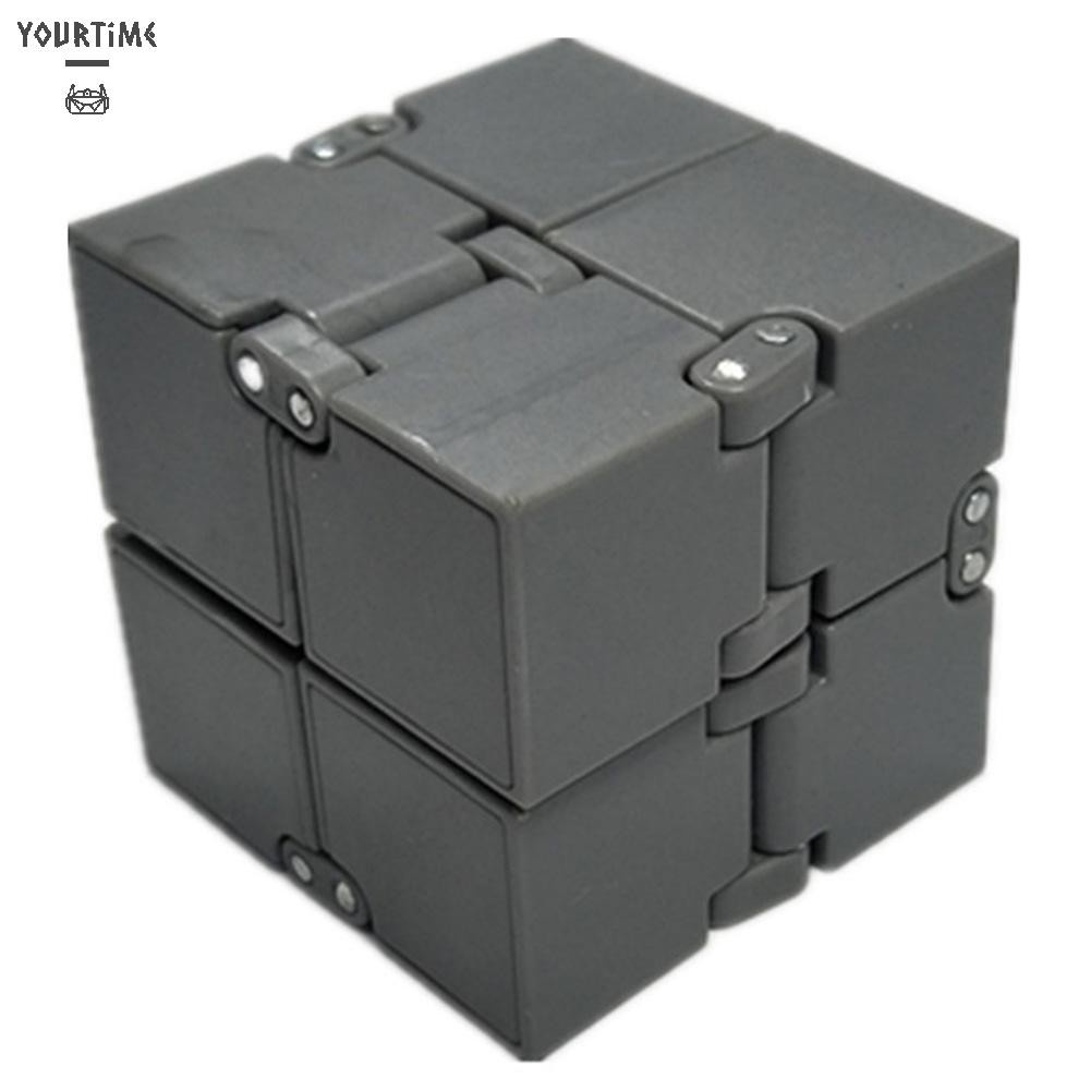 Đồ chơi khối rubik giảm căng thẳng giảm lo âu cho người lớn và trẻ em