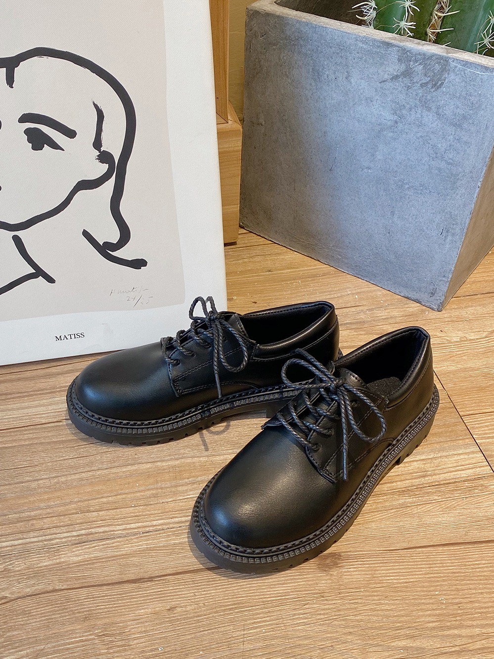 Giày da thời trang trẻ trung dễ phối đồ cho nữ | BigBuy360 - bigbuy360.vn