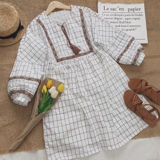 ĐẦM DOLL TRẮNG PHỐI THỔ CẨM