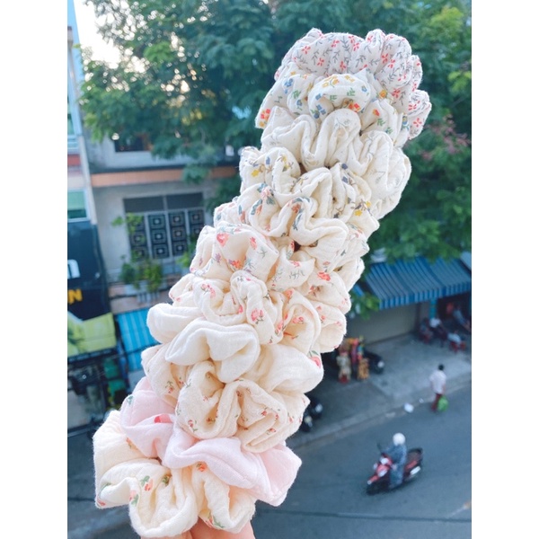 Dây cột tóc Scrunchies vải muslin/ linen hoa