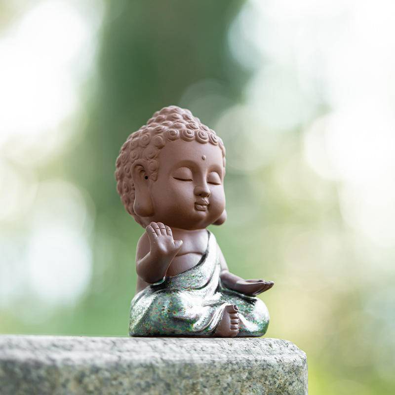 Tượng Phật Nhỏ Bằng Cát Tím Thủ Công Sáng Tạo Trang Trí Nội Thất Xe Hơi