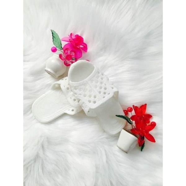 Dép tổ ong trẻ em cute dễ thương