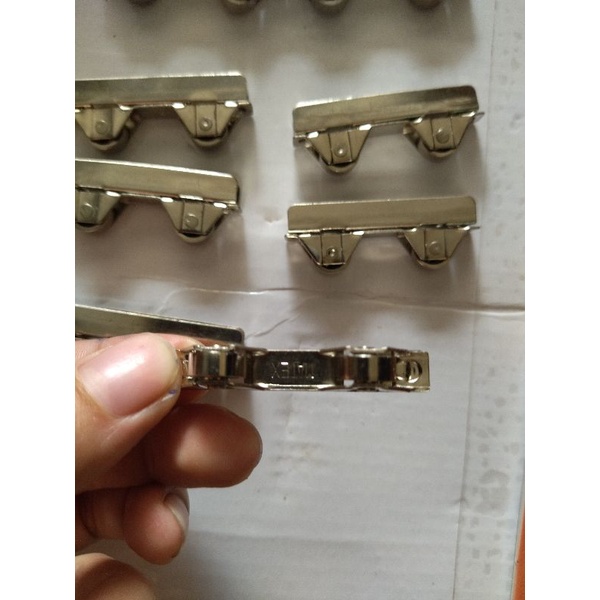 Bánh xe kính cửa lùa-cửa sổ matex bằng inox dùng cho cửa kính-nhôm-sắt