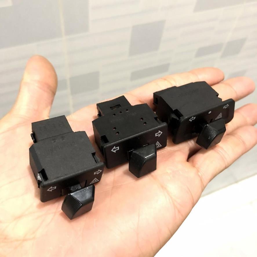 Nút Xi Nhan Tích Hợp Hazard