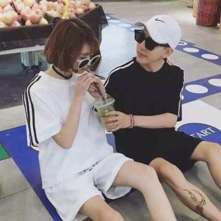 SET BỘ THỂ THAO 3 SỌC  NAM NỮ HOT TREND GIỚI TRẺ