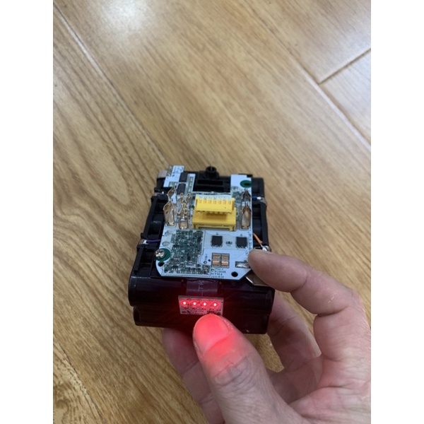 Mạch sịn 5S Makita chính hãng nhận sạc Zin