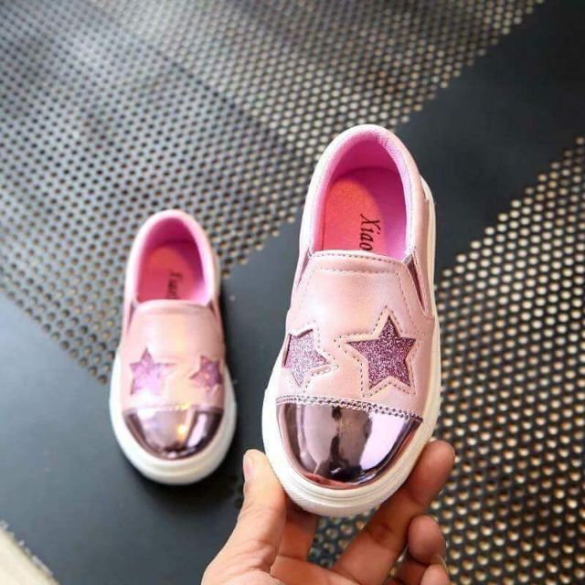 Hàng oder Slip on bé gái