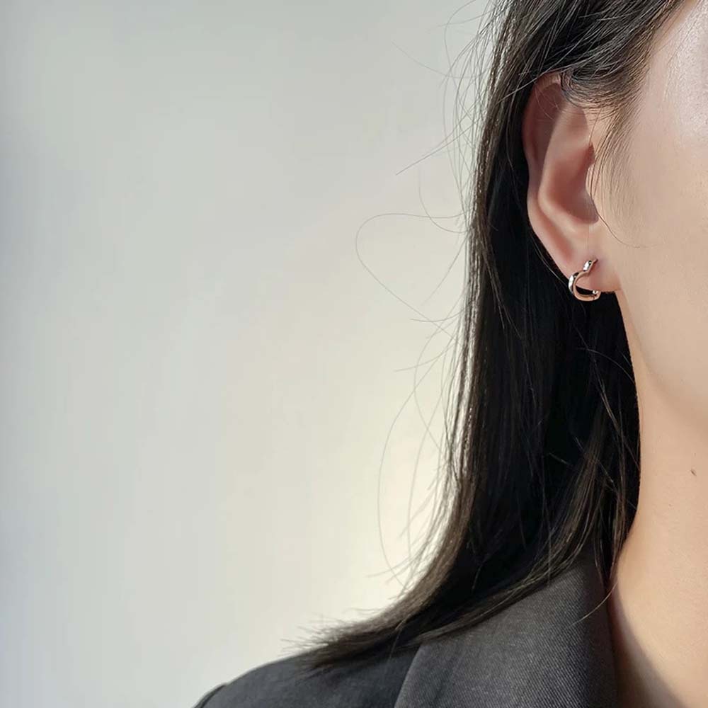 Khuyên Tai Dạng Vòng Phối Khóa Hình Trái Tim Bằng Đồng Nhiều Màu Dễ Thương Cho Nữ