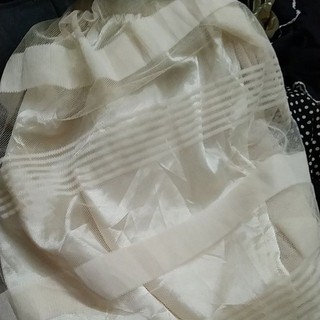 Chân váy lưới