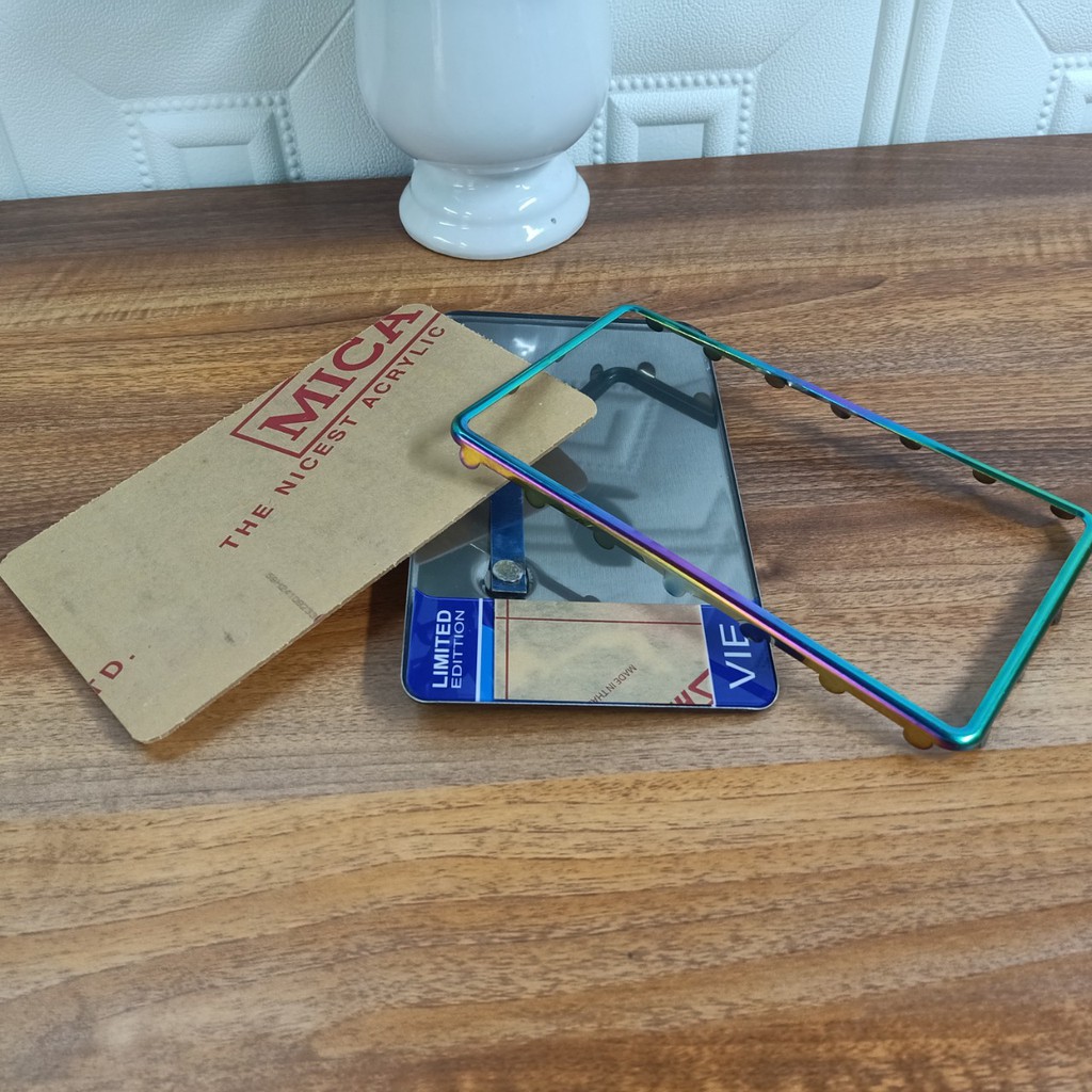 Khung Biển Số Titan Xe máy Đủ Bộ Mica Pat Biển Số Logo Tự Lắp Đặt Lên xe