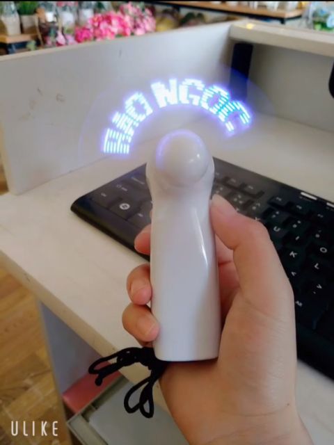 Quạt phát sáng quạt led quạt tạo chữ theo yêu cầu quạt cầm tay BLACKPINK BTS