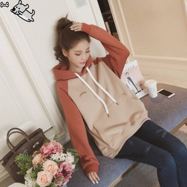 Áo hoodie vải nỉ dáng rộng