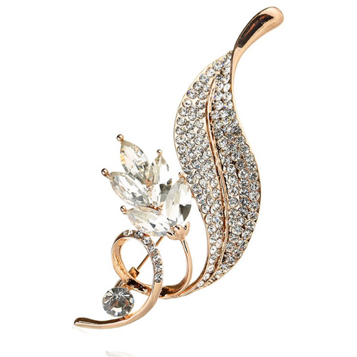 Cài áo thời trang đính đá sang trọng GC39