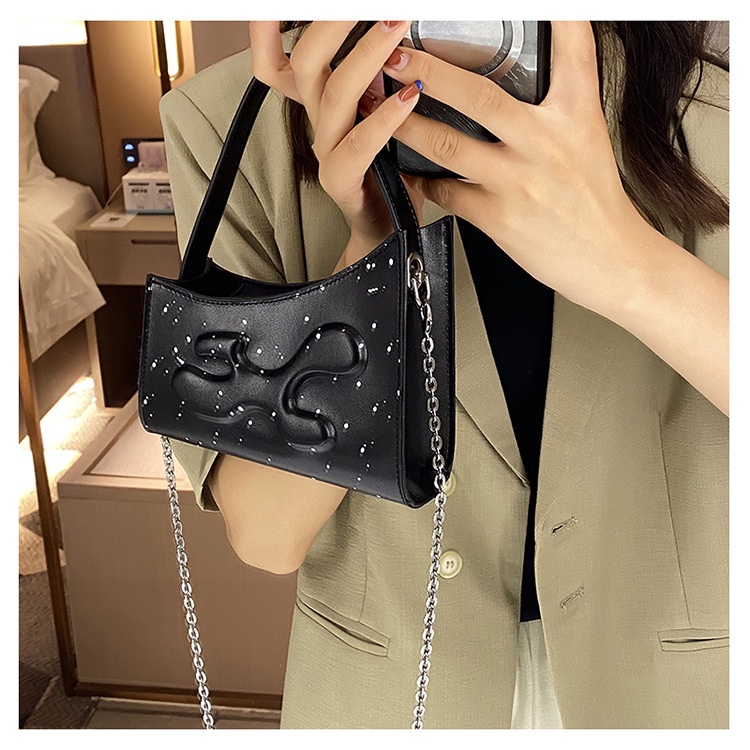 Túi xách JASMIN NOIR da PU hình bán nguyệt phối dây xích thời trang dành cho nữ