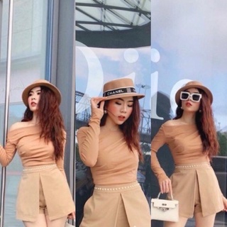 Áo thun lệch vai co giãn tay dài
