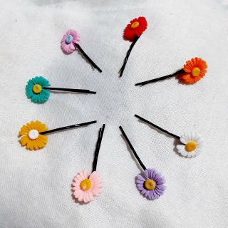 Kẹp tâm hoa cúc màu(được chọn màu)