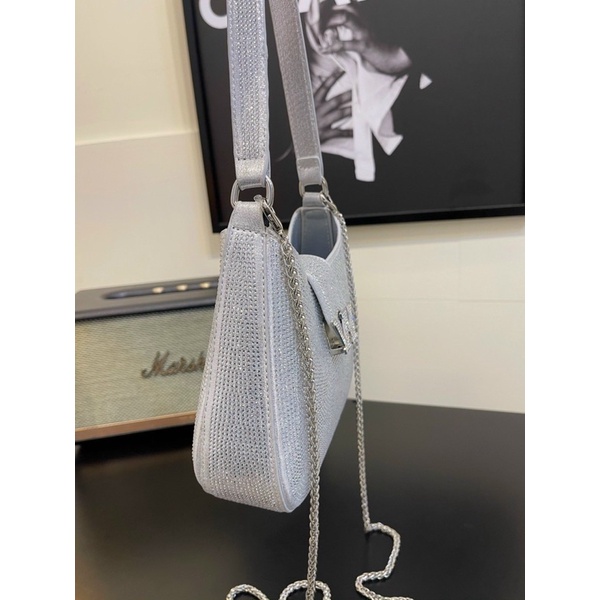 Túi kẹp nách W.A.N.G đá lấp lánh có dây xích đeo chéo siêu xinh