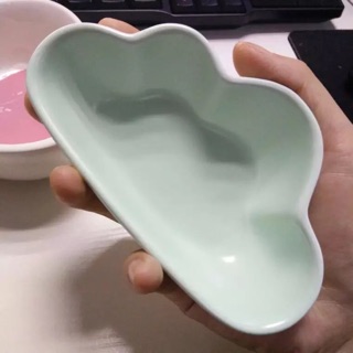 Chén sứ hình đám mây