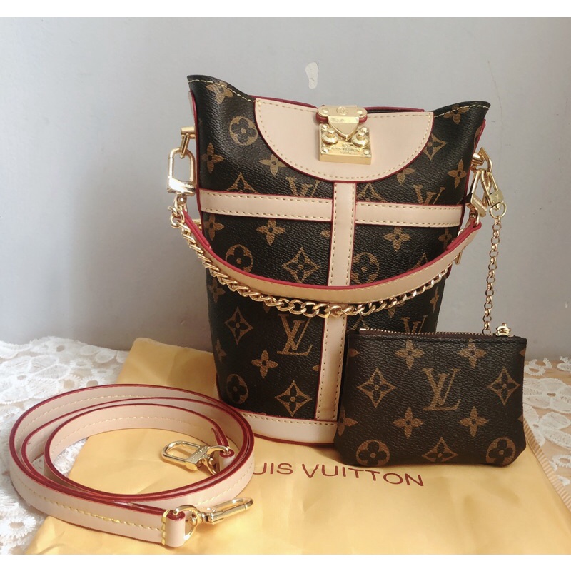 (Tặng ví) Túi Duffle Dáng Xô Da Canvas Thật LV Siêu Xinh Có Thể Đeo Balo