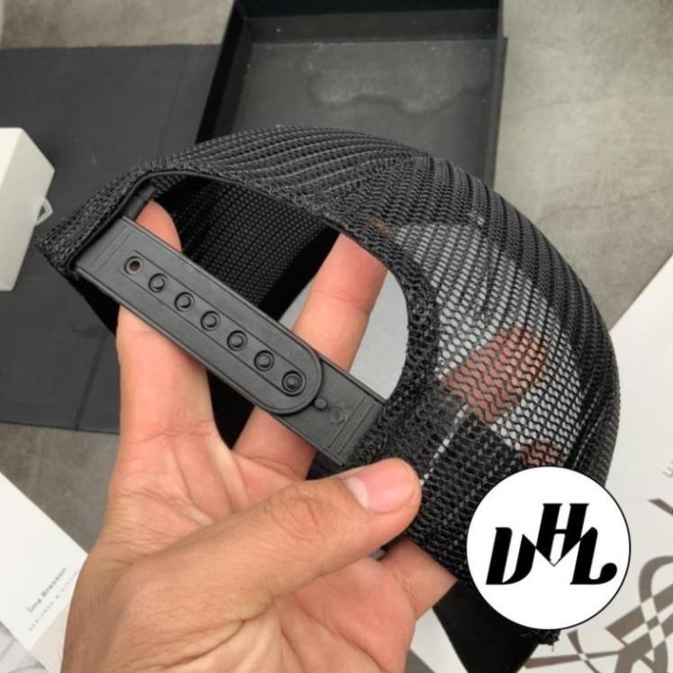 Mũ Lưỡi Trai Phối Lưới DSQUARED2 Khoá Nút Thời Trang Nam