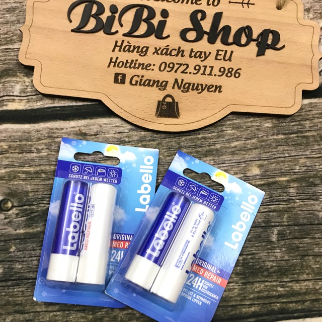 Dưỡng môi đôi Labello.