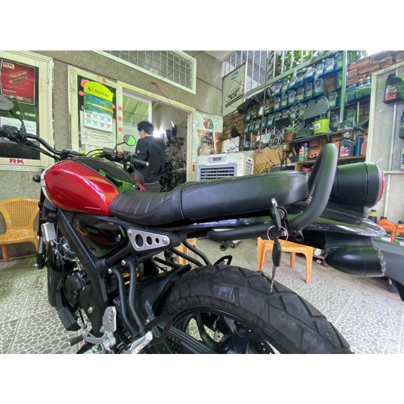 Khoá Nón bảo hiểm gắn xe xsr 155