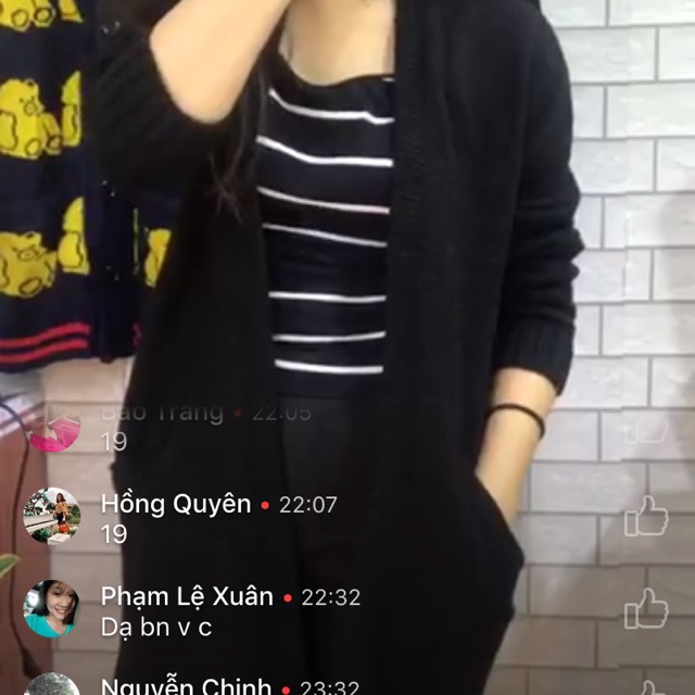 Áo len dáng cardigan chất len đang mịn