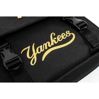 Túi đeo chéo yankees