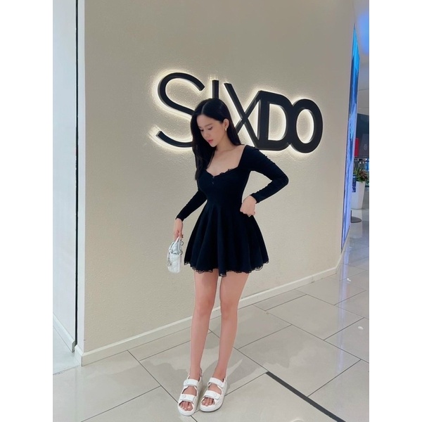 -LAROSA.clothing- ĐẦM XOÈ NỮ TAY DÀI DÁNG NGẮN PHỐI REN