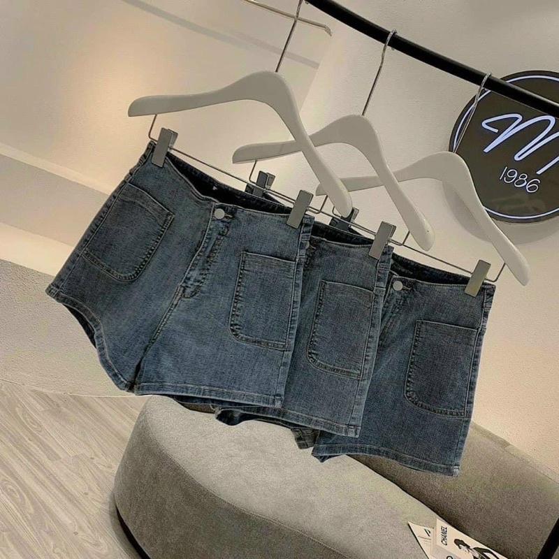 Quần sooc jeans đáp 2 túi cạp siêu cao