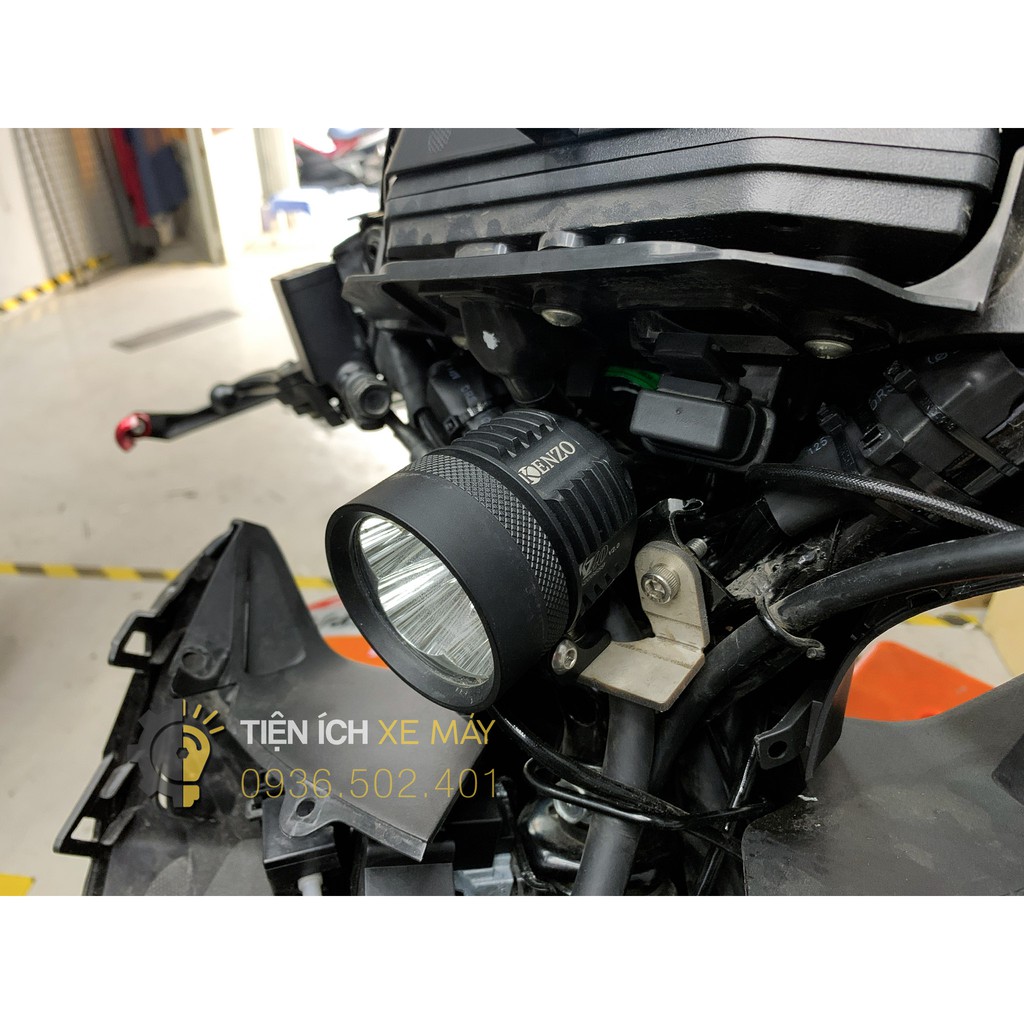 Pát gắn trợ sáng lỗ kèn Winner X