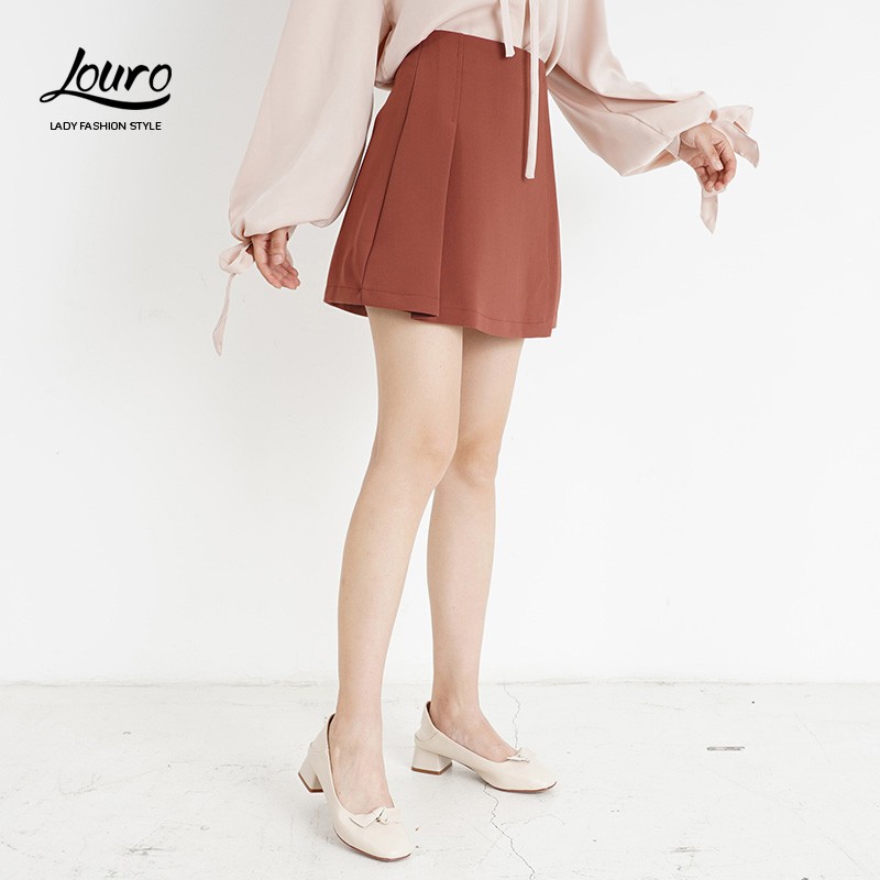 Chân váy công sở chữ A Louro L804,ẢNH THẬT mẫu chân váy đẹp dáng ngắn, xếp ly 2 bên | BigBuy360 - bigbuy360.vn