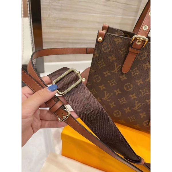 Túi LV nữ set chanh xả kèm ví và móc cún xinh dã man fullbox bill