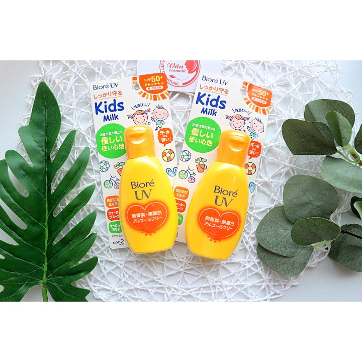 Kem chống nắng Biore UV Kids Milk dành cho em bé 70g (mẫu mới date 2023) | BigBuy360 - bigbuy360.vn