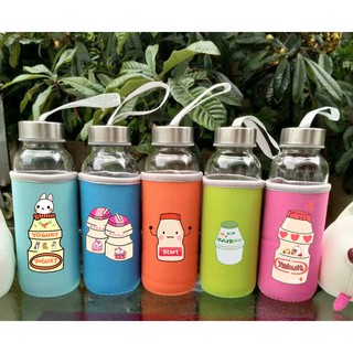 Bình nước yakult thuỷ tinh có dây xách BNVI25 chai nước hoạt hình bọc vải cute dễ thương 350ml