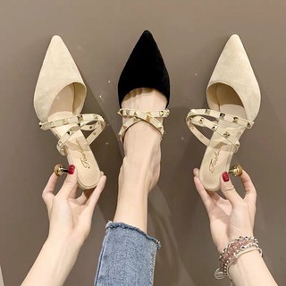 Giày sục da lộn mũi nhọn