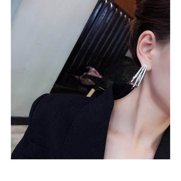 Khuyên tai đính đá pha lê phong cách Hàn Quốc thanh lịch dành cho nữ
