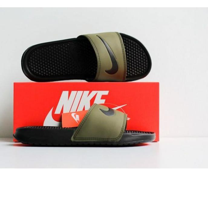 Giày Sandal Nike Benassi 5.5 Mall Trẻ Trung Năng Động