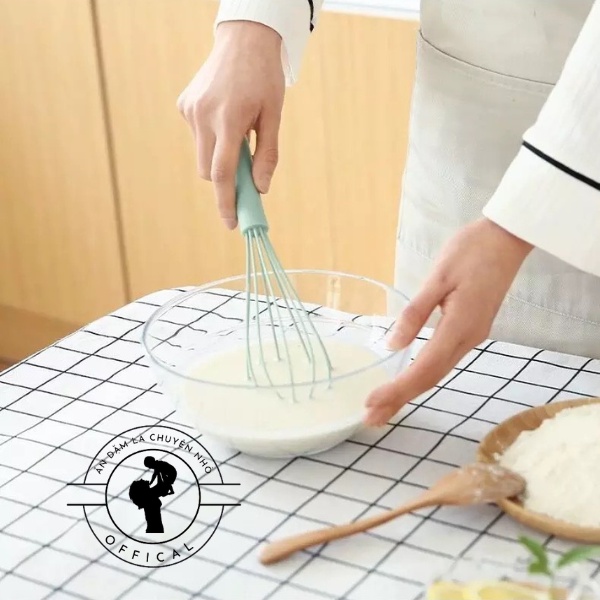 Dụng cụ đánh trứng cầm tay- phới lồng đánh trứng làm bánh khuấy bột bằng silicon màu  pastel
