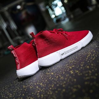 GIÀY THỂ THAO CÁ TÍNH CỔ CHUN