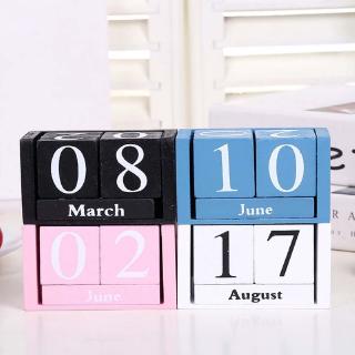 Lịch Gỗ Để Bàn Kiểu Dáng Cổ Điển