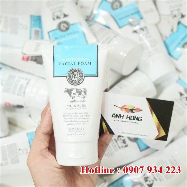 Sữa rữa mặt tạo bọt làm trắng da Beauty Buffet Scentio Milk Plus 100ml