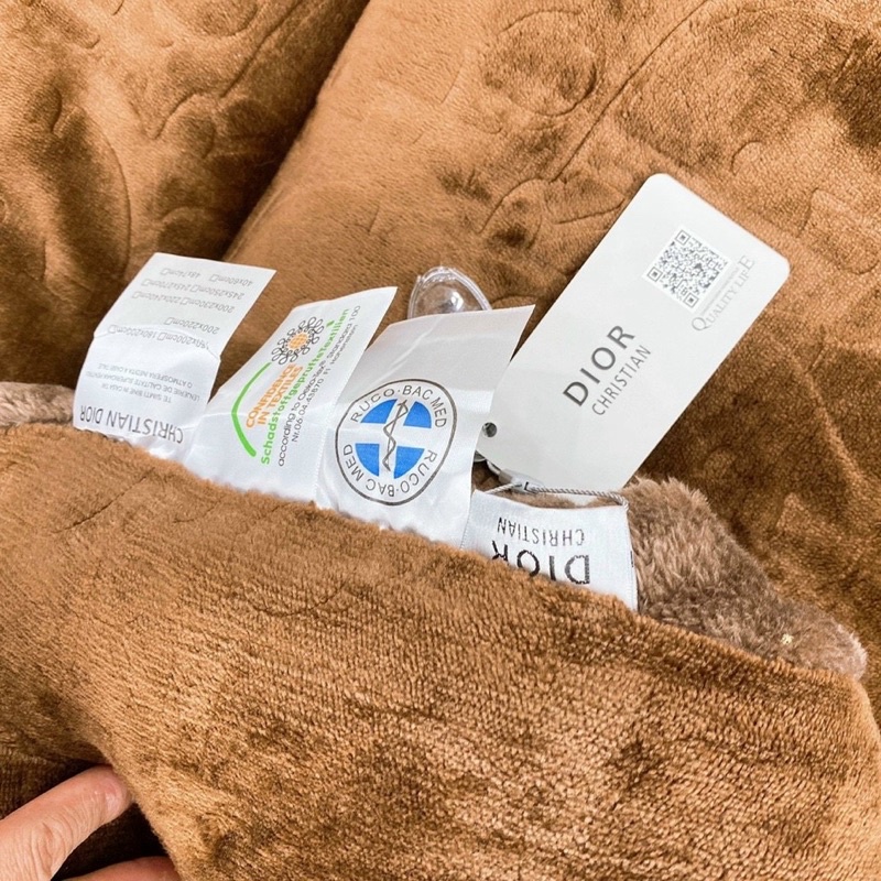 Chăn Lông Thỏ DIOR - Christian Bông Tấm 4,5KG Loại 1  ,chăn đông, chăn cừu