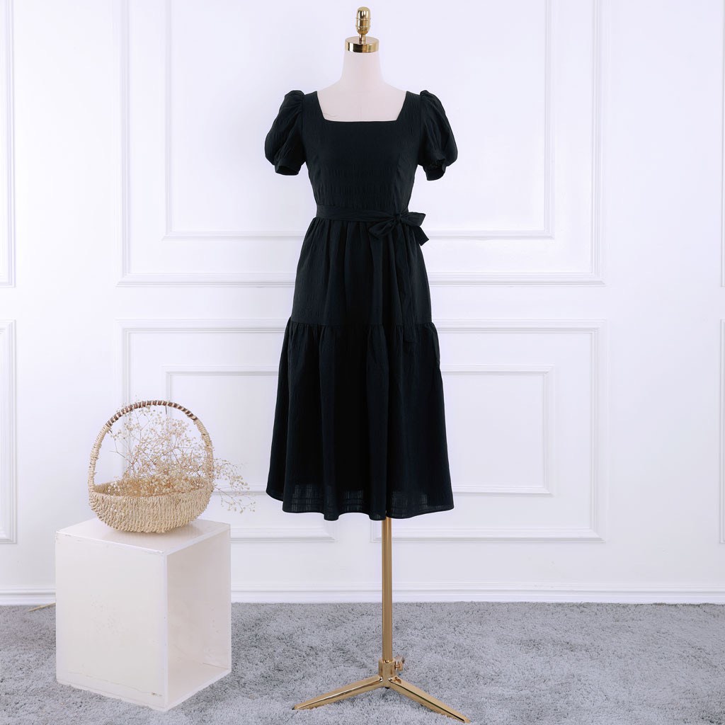 Đầm nũ ngắn tay, dáng xòe, cổ vuông, thắt no eo, thiết kế cao cấp TK Fashion - DK911