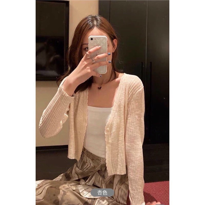 Áo cardigan len mỏng croptop cài cúc cổ tim 3 màu ( Ảnh thật )