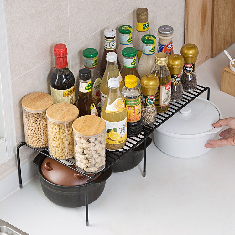 Kệ bếp bằng sắt rèn có thể thu vào dưới chậu rửa giá bát đĩa gia vị để đồ dùng nhà bàn