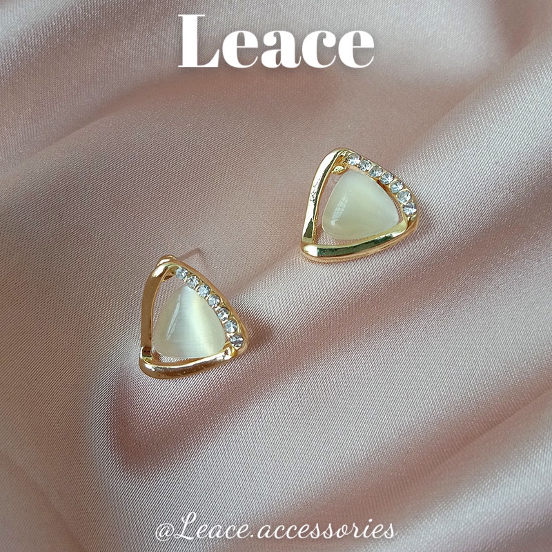 Bông tai khuyên tai tam giác đính đá xà cừ ER019 Leace.accessories