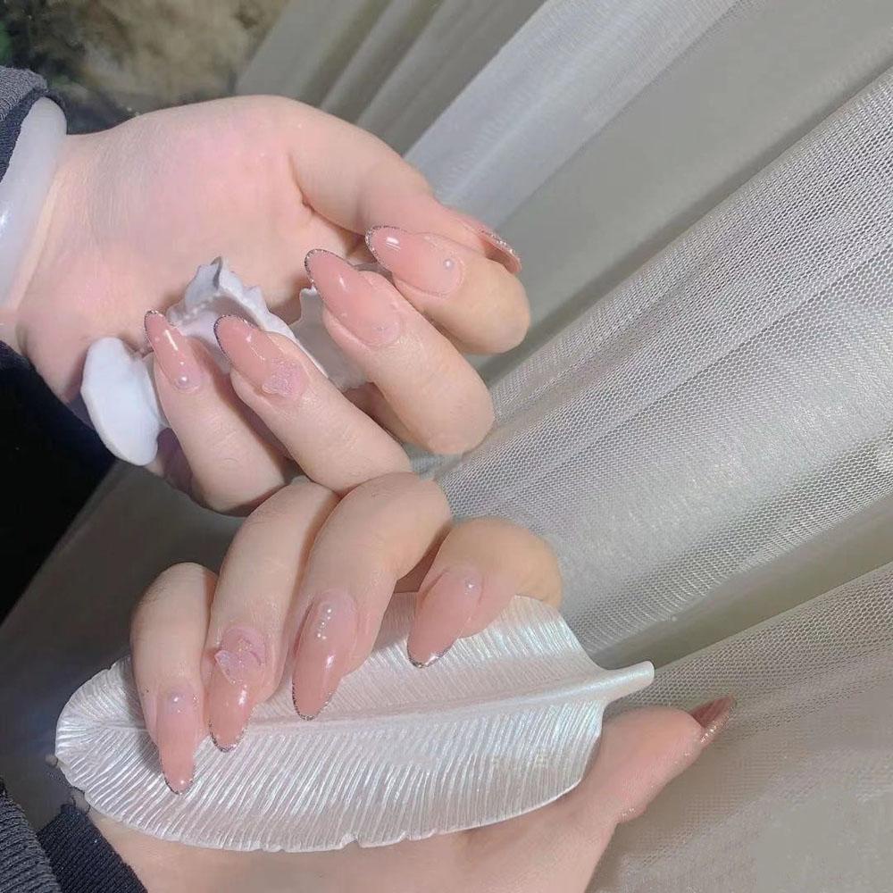 Giá Đỡ Trưng Bày Móng Tay Giả Hình Lông Vũ Màu Trắng