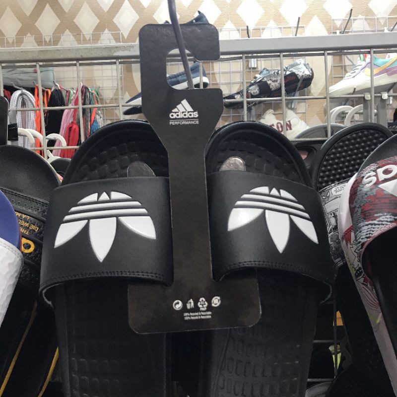 Móc treo giày dép nike adidas